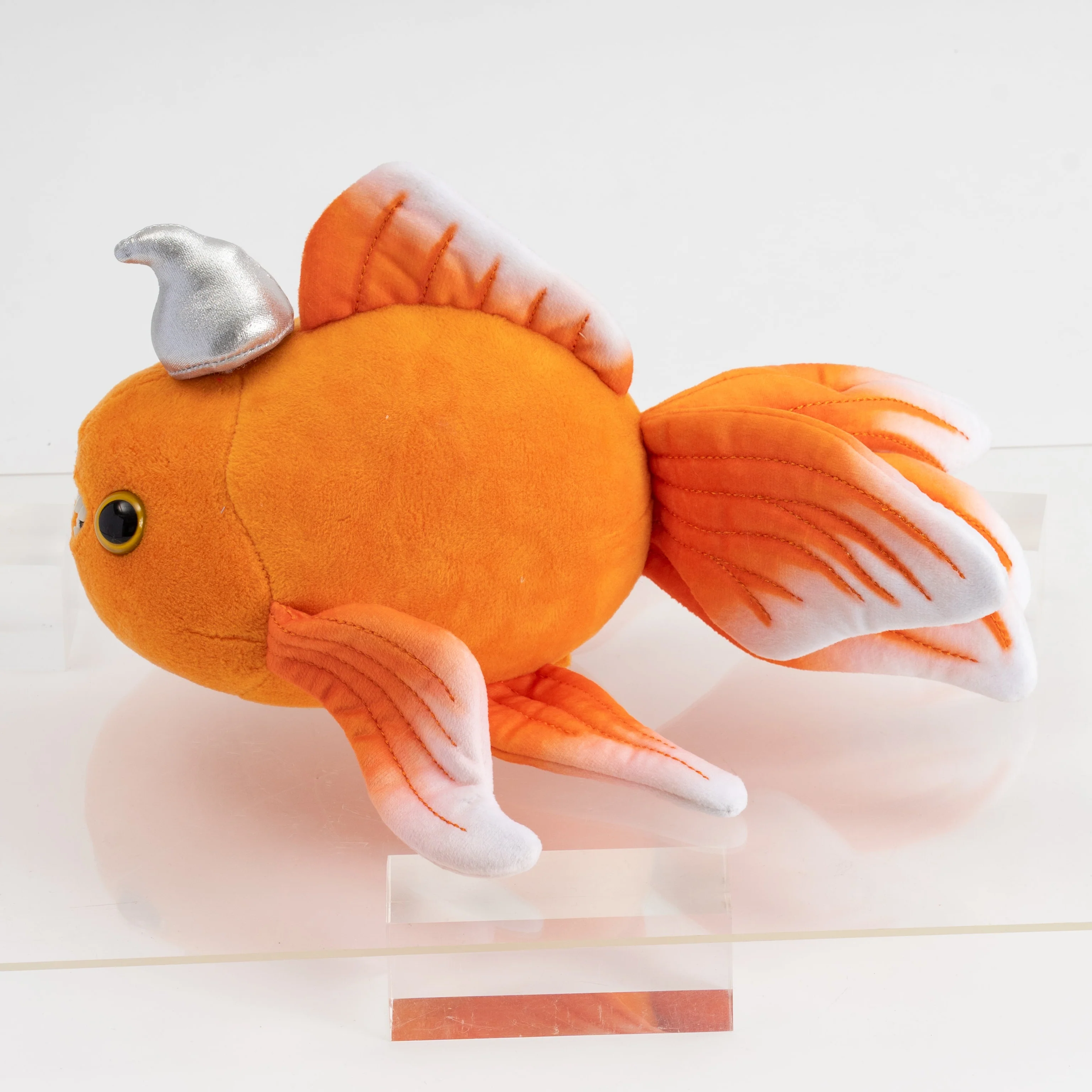 Official Hecklefish Moriarty Talking Plushie - Image 8